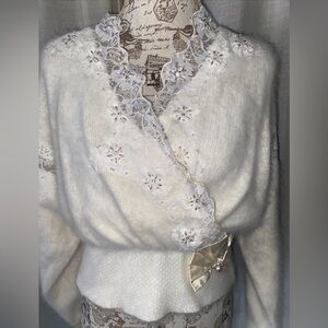 Vintage Classiques Angora Sweater White Sequin Bow Lace Women’s Size M NWT